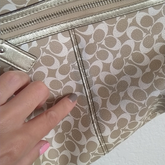 Coach heritage stripe signature C Chelsea hobo crossbody purse - Picture 7 of 10